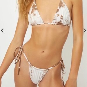 Frankie’s Bikini